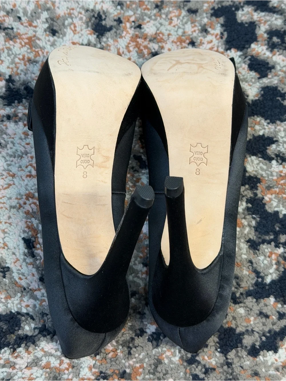 Pour La Victoire brand new
